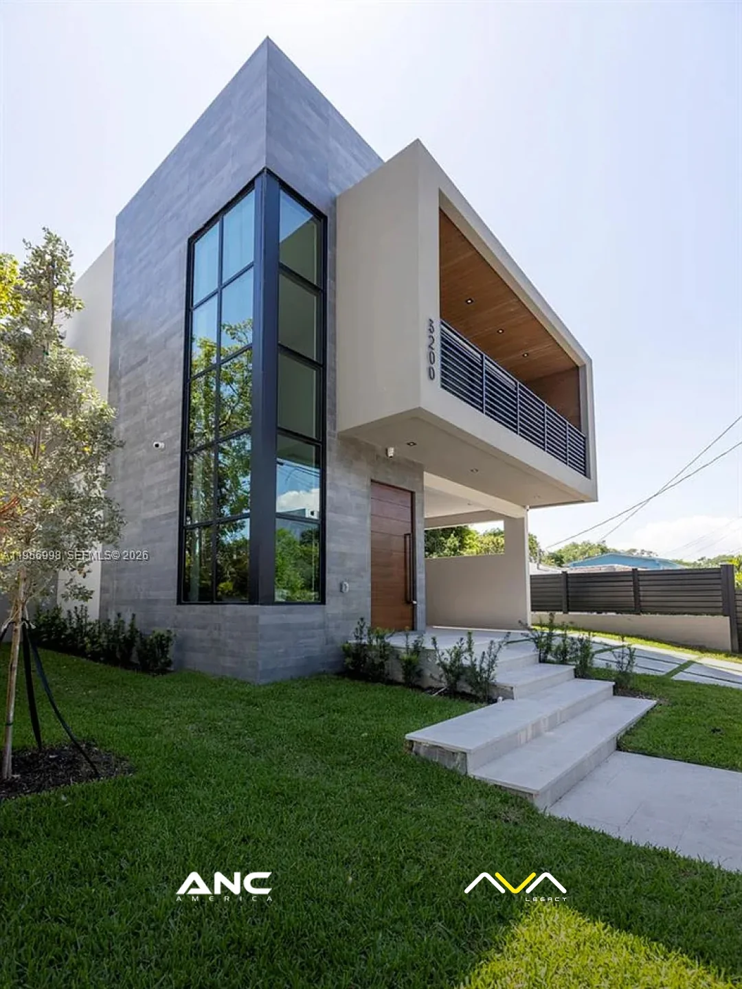 Coconut Grove - 3200 Thomas Ave